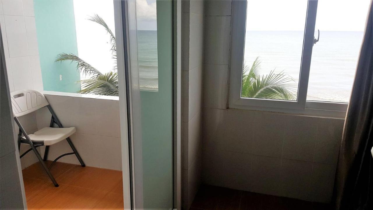Nasional Hotel Gunungsitoli Eksteriør bilde